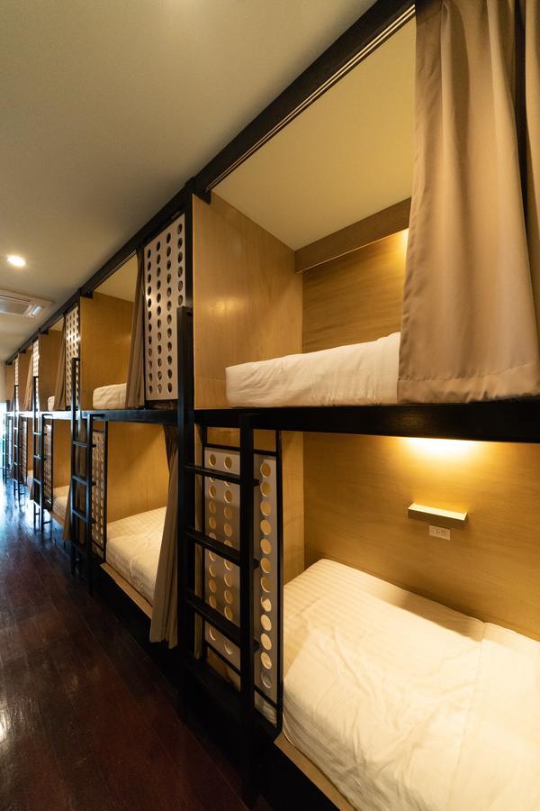 H2B Hostel Phuket Extérieur photo